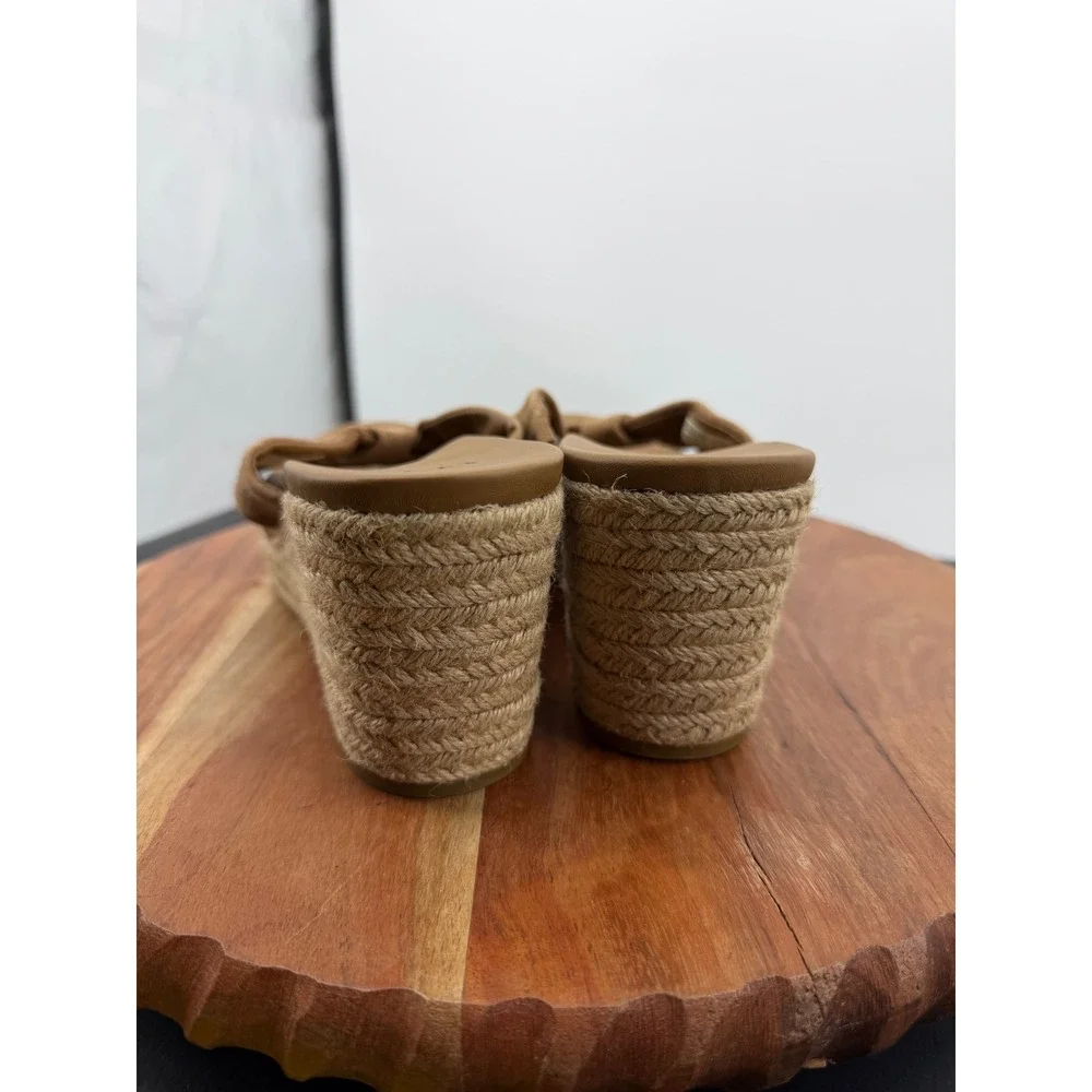 UGG Niyomee Wedge Sandal Women Size 10 Chestnut Suede Espadrille 1146910